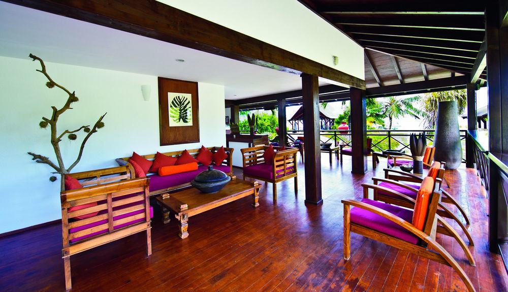 New Emerald Cove Hotel Baie Sainte Anne Exteriör bild