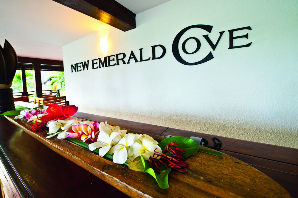 New Emerald Cove Hotel Baie Sainte Anne Exteriör bild